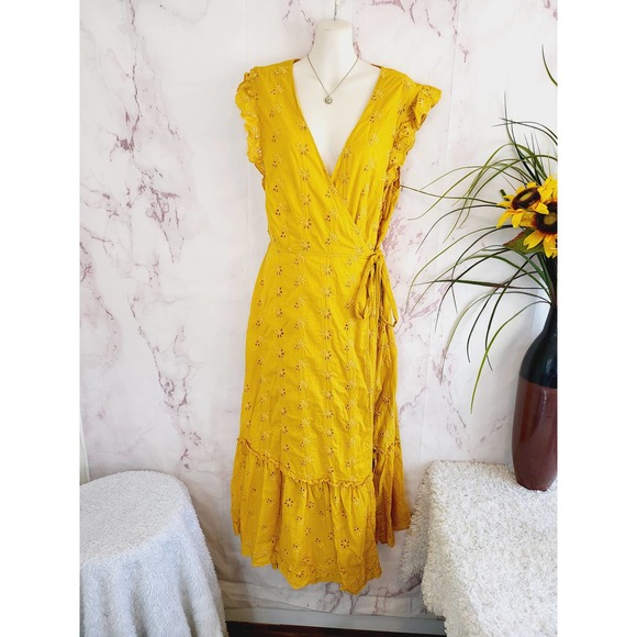 Outerknown Eyelet Kahlo Wrap Dress Eyelet Yellow Golden Rod - Picture 4 of 7